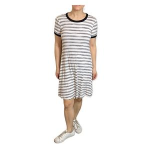 Mimi Chica Textured T-Shirt Dress Black and White Stripe Size Medium